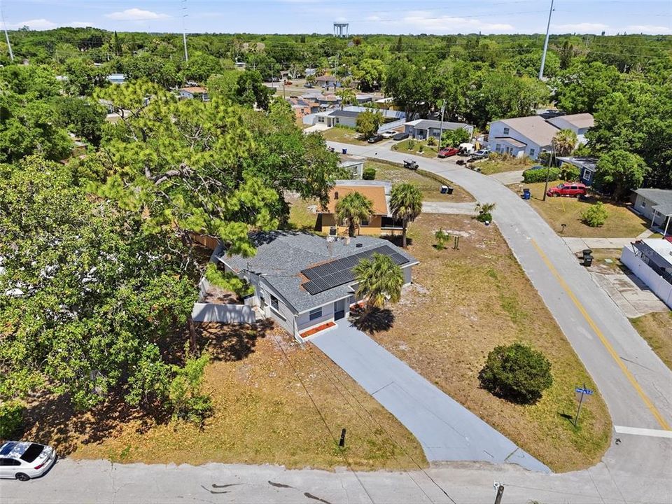Active With Contract: $360,000 (4 beds, 2 baths, 1517 Square Feet)