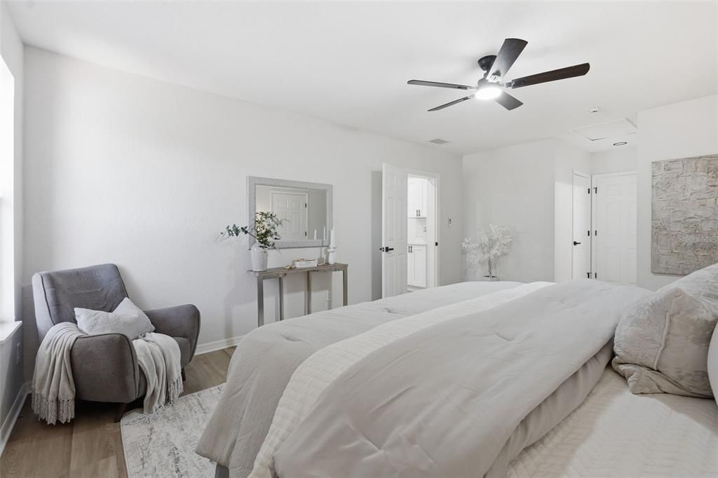 Active With Contract: $360,000 (4 beds, 2 baths, 1517 Square Feet)