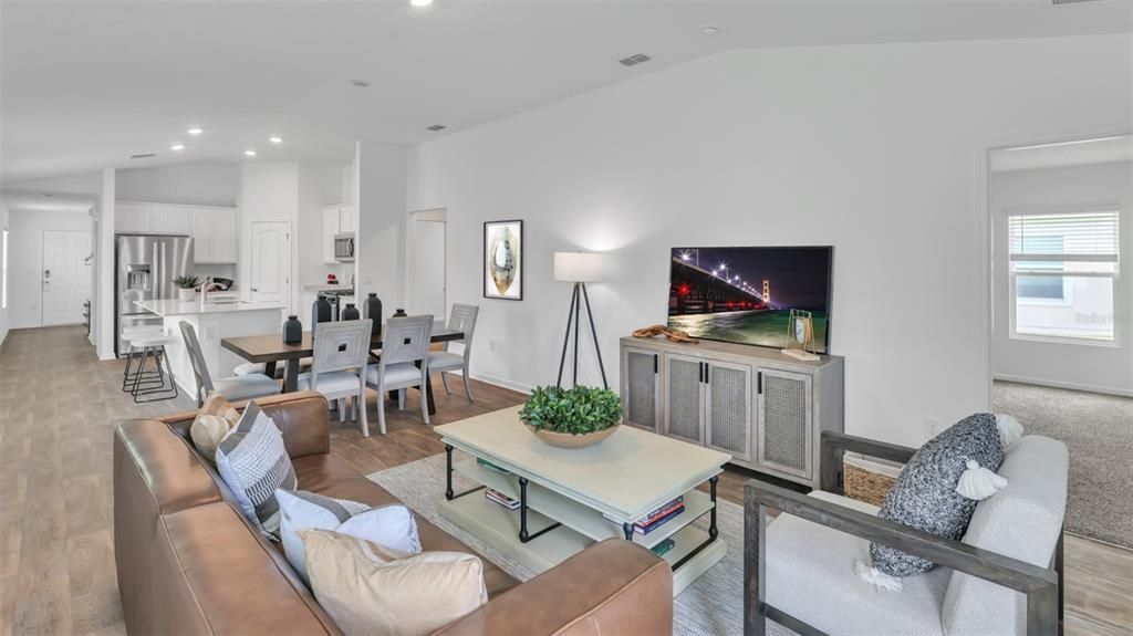 Active With Contract: $300,350 (4 beds, 2 baths, 1526 Square Feet)