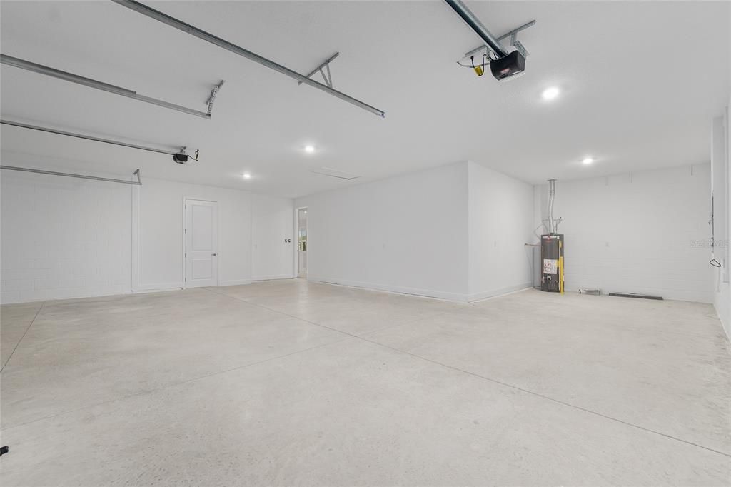 Activo con contrato: $541,720 (2 camas, 2 baños, 2145 Pies cuadrados)