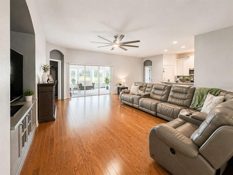 For Sale: $509,900 (4 beds, 3 baths, 2243 Square Feet)