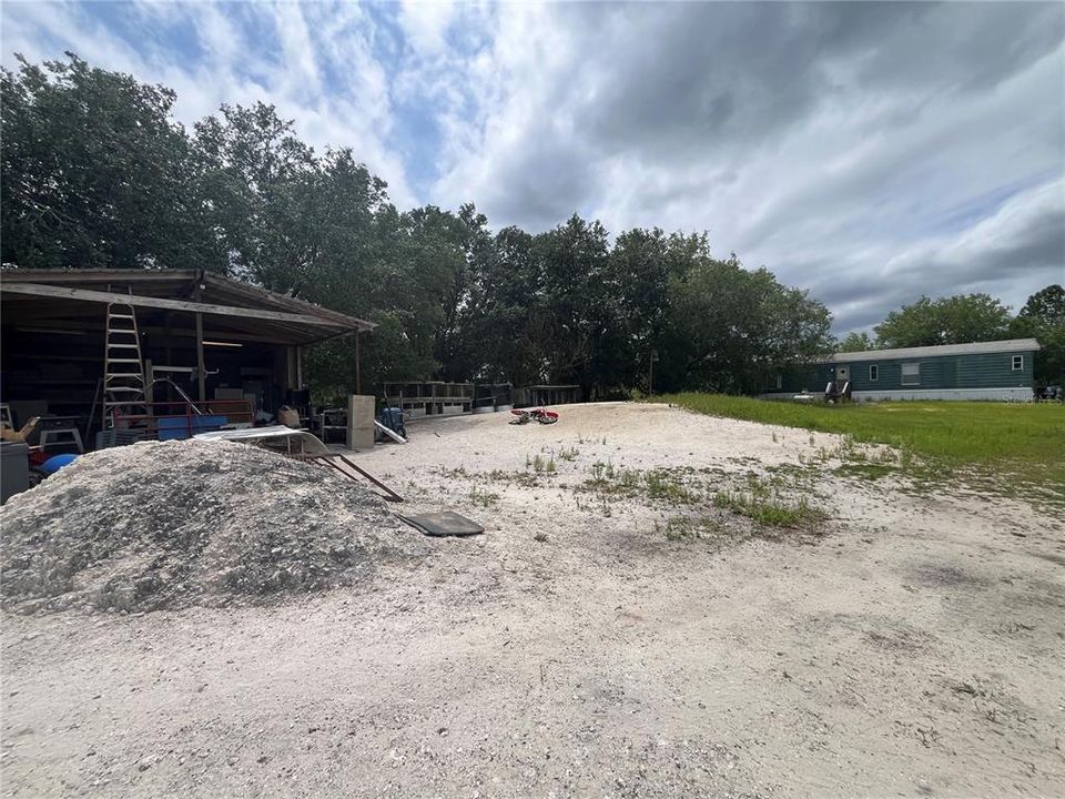 For Sale: $315,000 (3 beds, 3 baths, 1340 Square Feet)