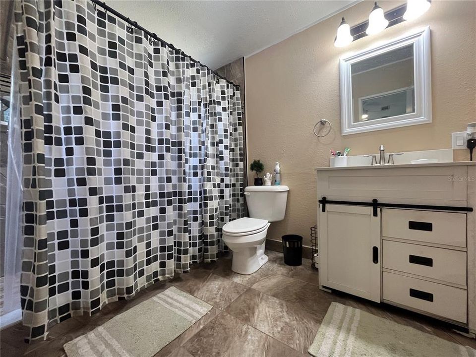 For Sale: $315,000 (3 beds, 3 baths, 1340 Square Feet)