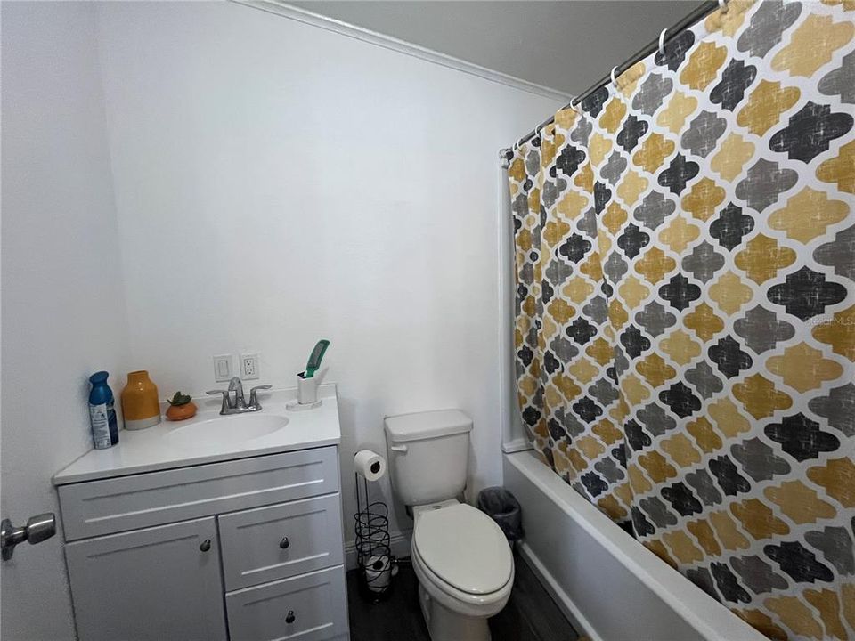For Sale: $315,000 (3 beds, 3 baths, 1340 Square Feet)