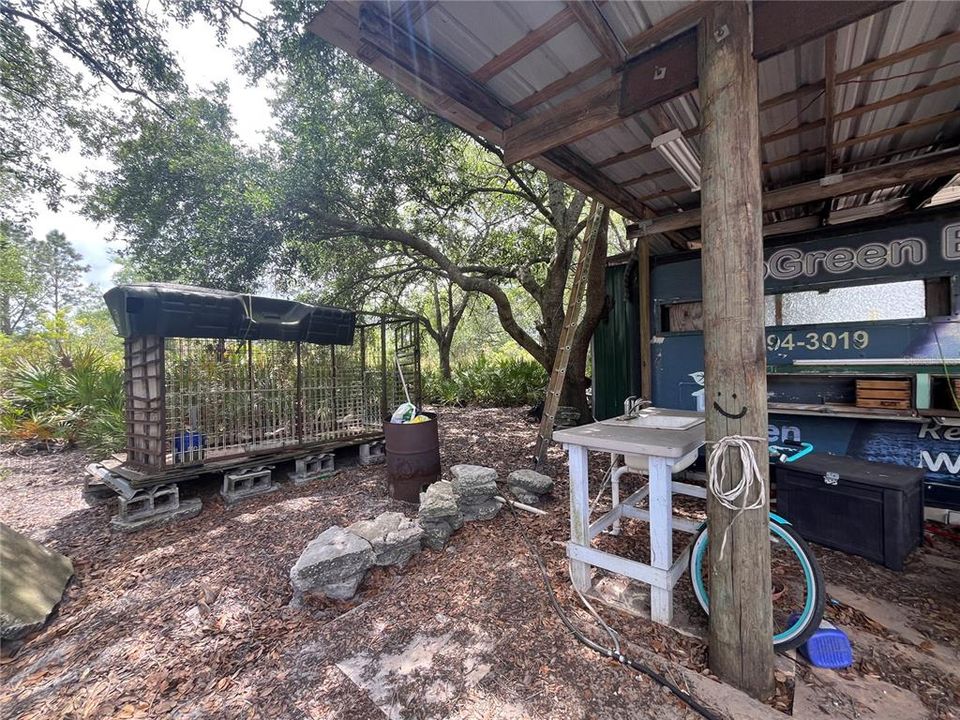 For Sale: $315,000 (3 beds, 3 baths, 1340 Square Feet)