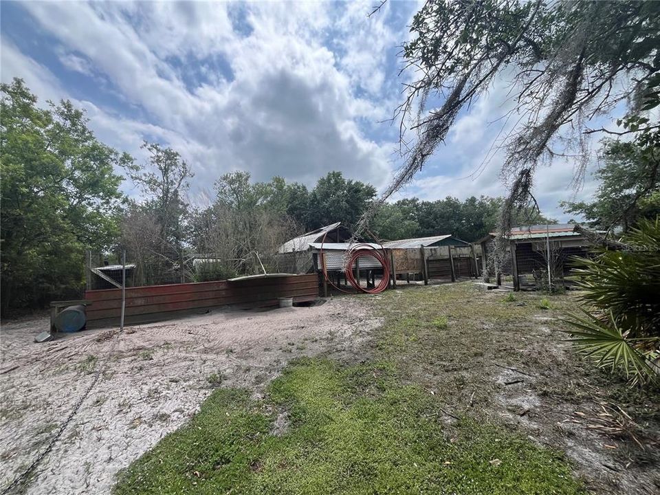 For Sale: $315,000 (3 beds, 3 baths, 1340 Square Feet)