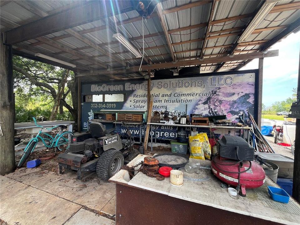 For Sale: $315,000 (3 beds, 3 baths, 1340 Square Feet)