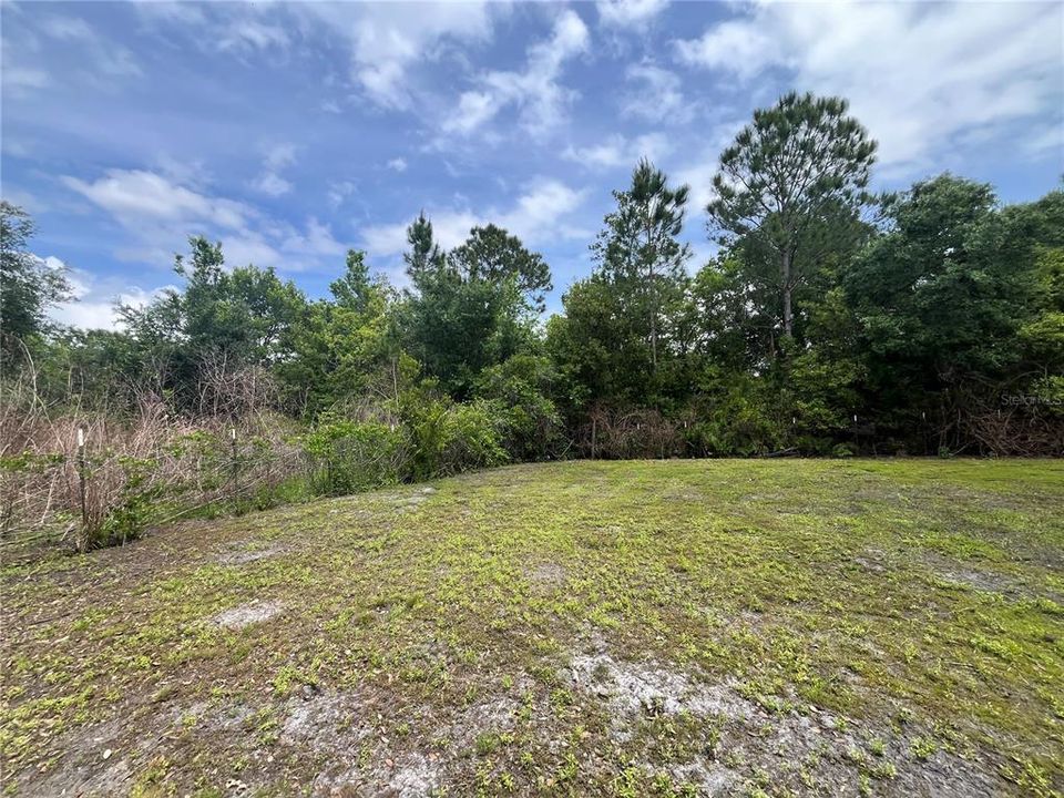 For Sale: $315,000 (3 beds, 3 baths, 1340 Square Feet)