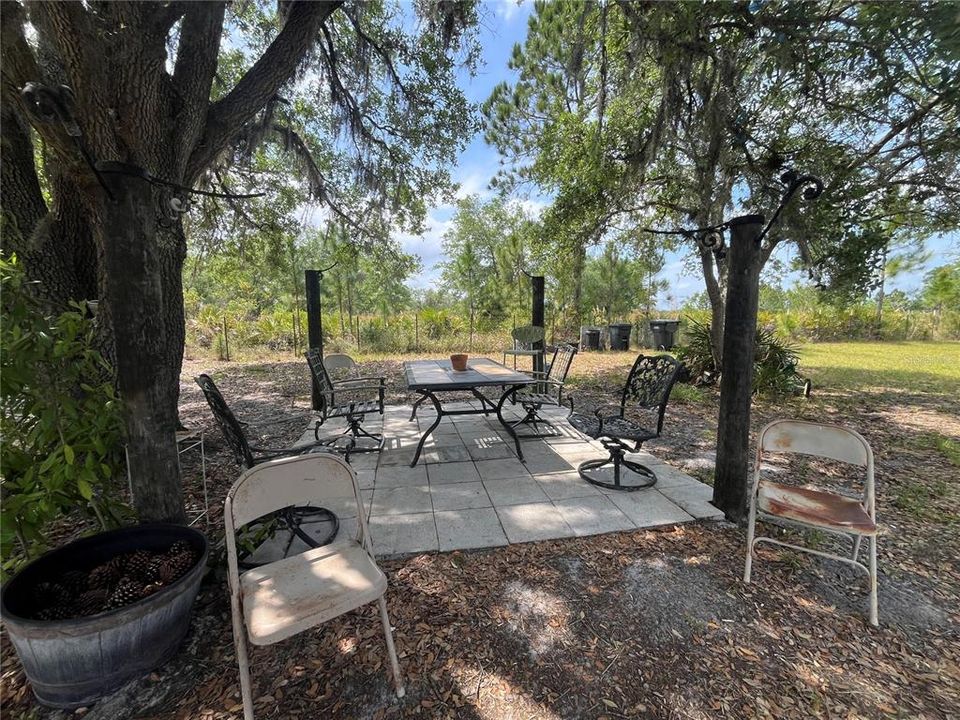 For Sale: $315,000 (3 beds, 3 baths, 1340 Square Feet)