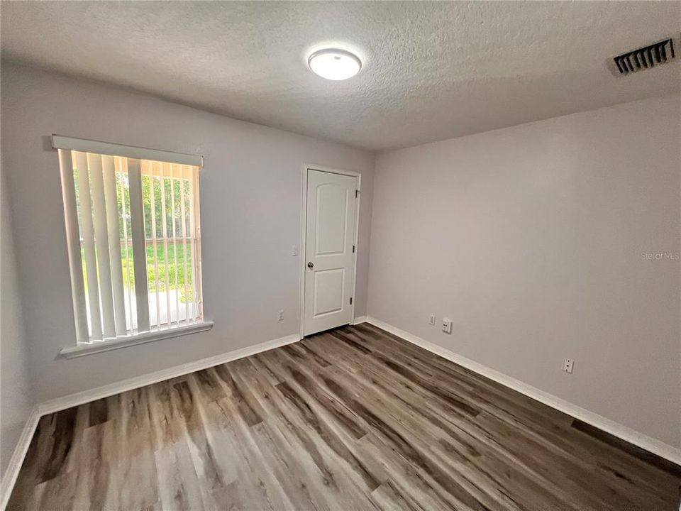 En Renta: $2,299 (3 camas, 2 baños, 1428 Pies cuadrados)