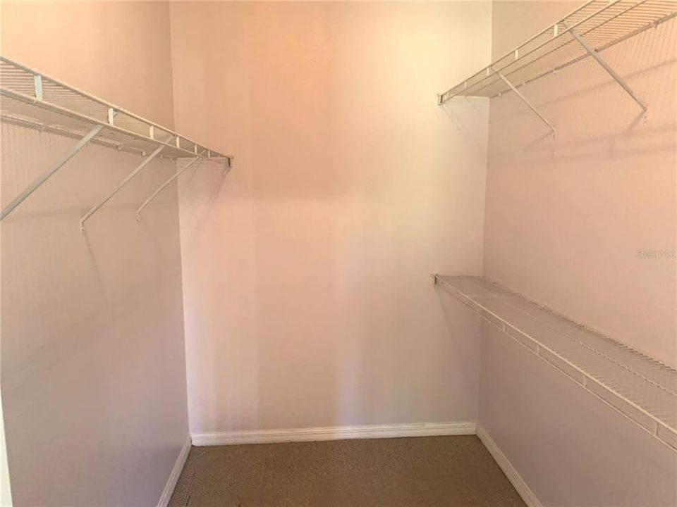 En Renta: $2,299 (3 camas, 2 baños, 1428 Pies cuadrados)