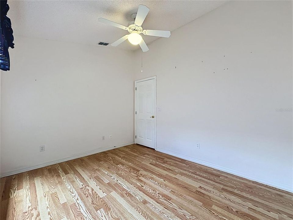For Sale: $309,900 (2 beds, 2 baths, 1713 Square Feet)