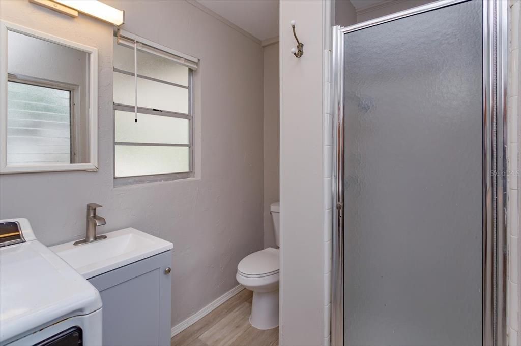 Activo con contrato: $260,000 (3 camas, 2 baños, 1537 Pies cuadrados)