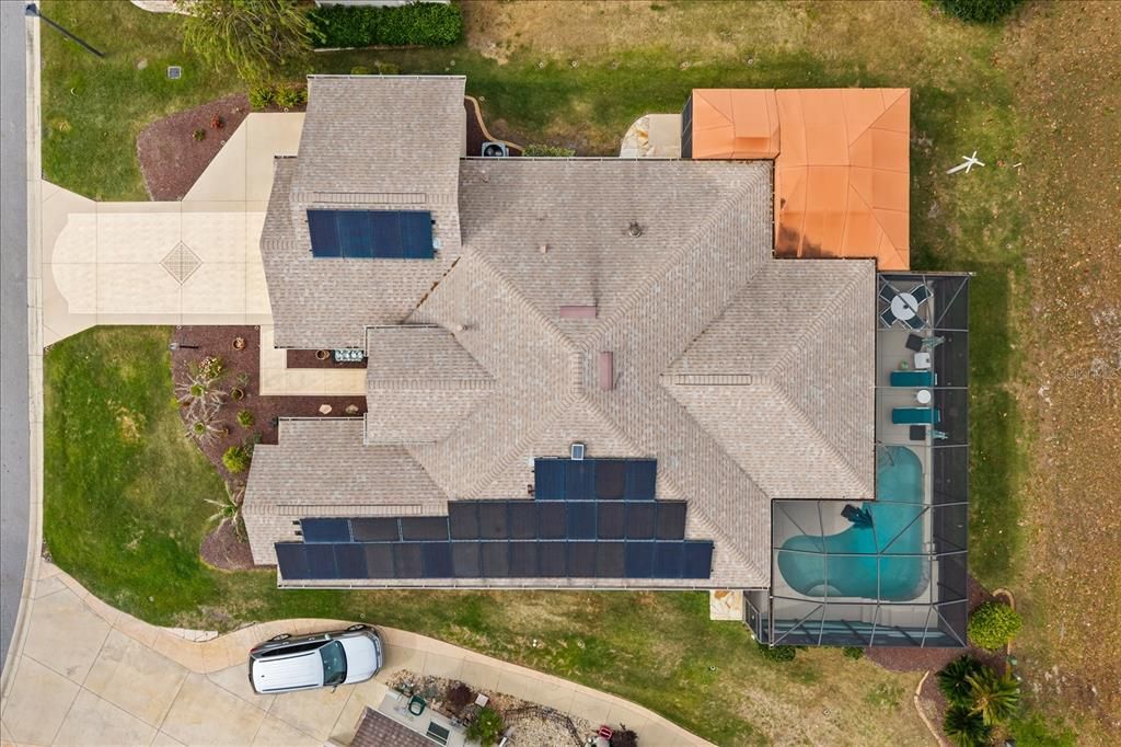 Activo con contrato: $699,900 (3 camas, 2 baños, 2349 Pies cuadrados)