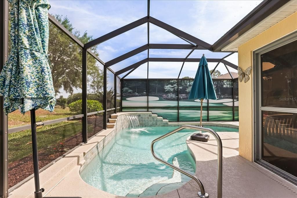 Activo con contrato: $699,900 (3 camas, 2 baños, 2349 Pies cuadrados)