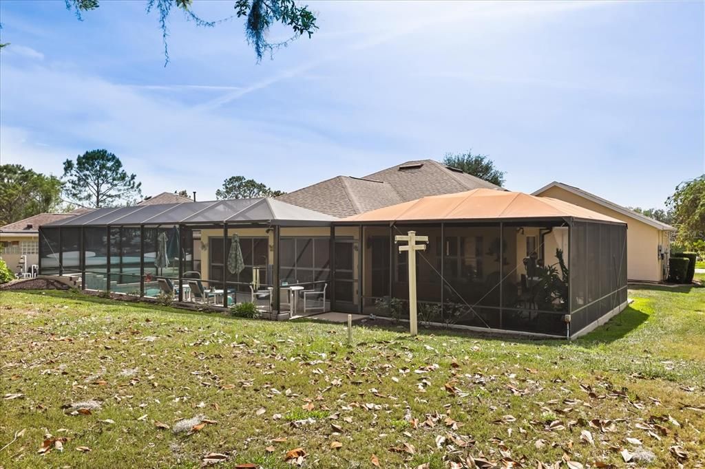 Activo con contrato: $699,900 (3 camas, 2 baños, 2349 Pies cuadrados)