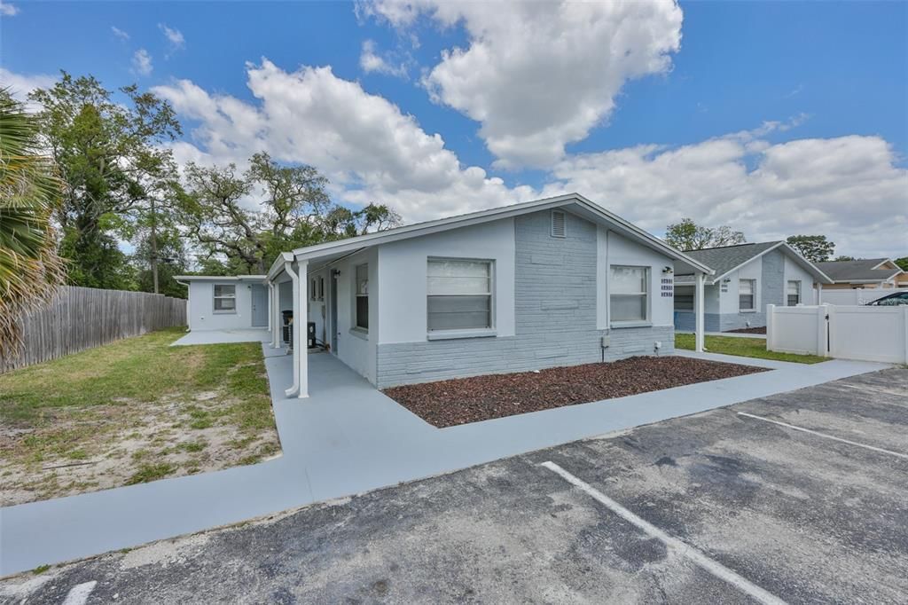 For Rent: $1,199 (1 beds, 1 baths, 1200 Square Feet)