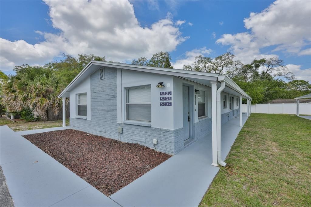 For Rent: $1,199 (1 beds, 1 baths, 1200 Square Feet)