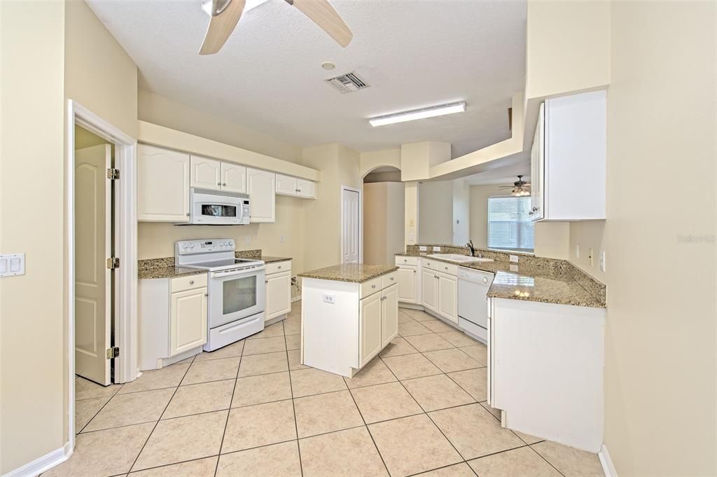 For Sale: $499,000 (4 beds, 3 baths, 2391 Square Feet)