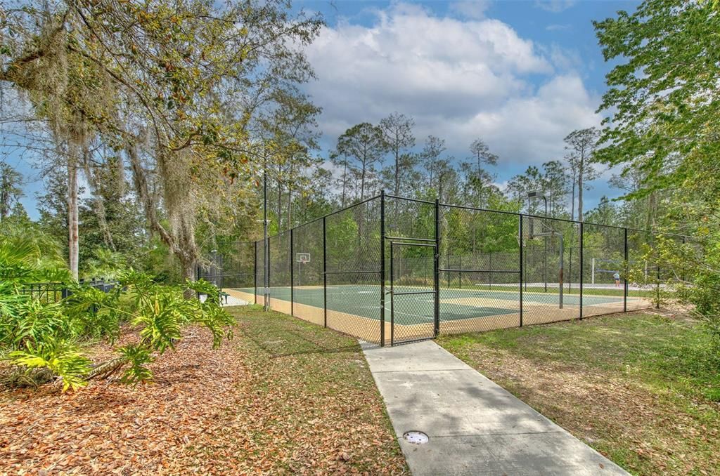 For Sale: $499,000 (4 beds, 3 baths, 2391 Square Feet)
