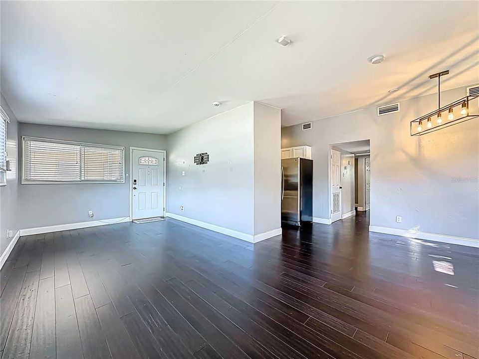 En Venta: $205,000 (3 camas, 1 baños, 1100 Pies cuadrados)