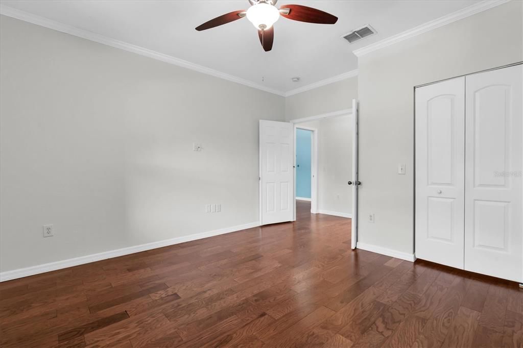 En Venta: $285,000 (2 camas, 2 baños, 1110 Pies cuadrados)
