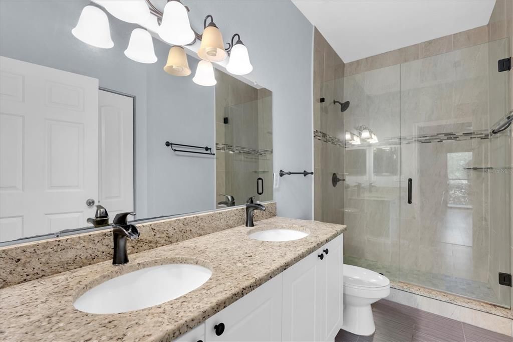 En Venta: $285,000 (2 camas, 2 baños, 1110 Pies cuadrados)