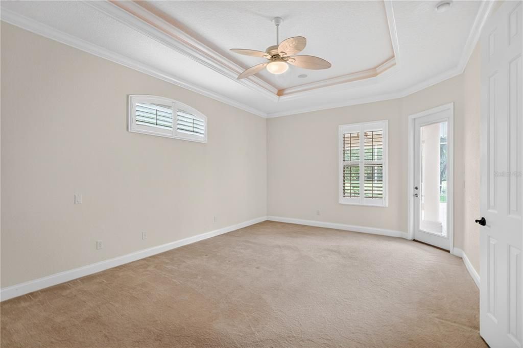 Activo con contrato: $667,500 (4 camas, 3 baños, 2374 Pies cuadrados)