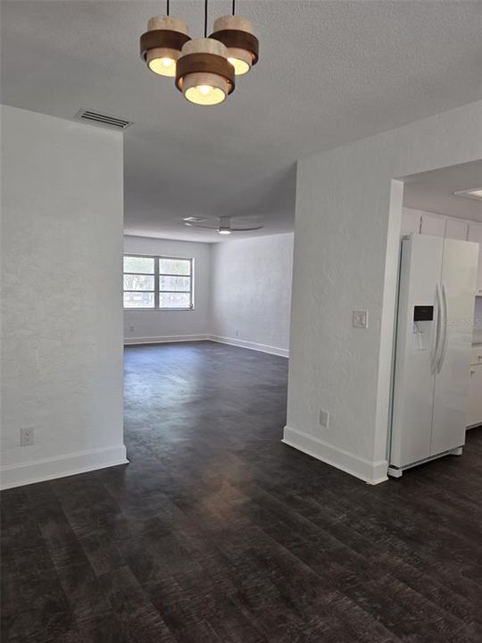 For Rent: $3,600 (3 beds, 2 baths, 1318 Square Feet)