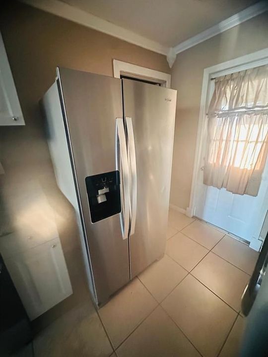 В аренду: $1,550 (2 спален, 2 ванн, 1073 Квадратных фут)
