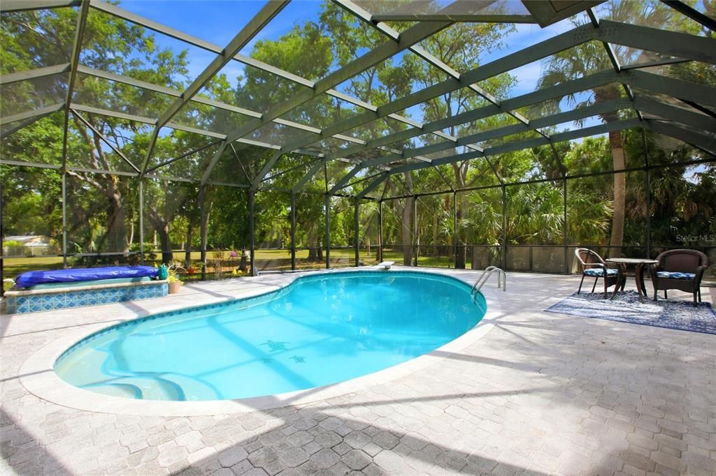 Activo con contrato: $1,189,000 (4 camas, 3 baños, 3117 Pies cuadrados)