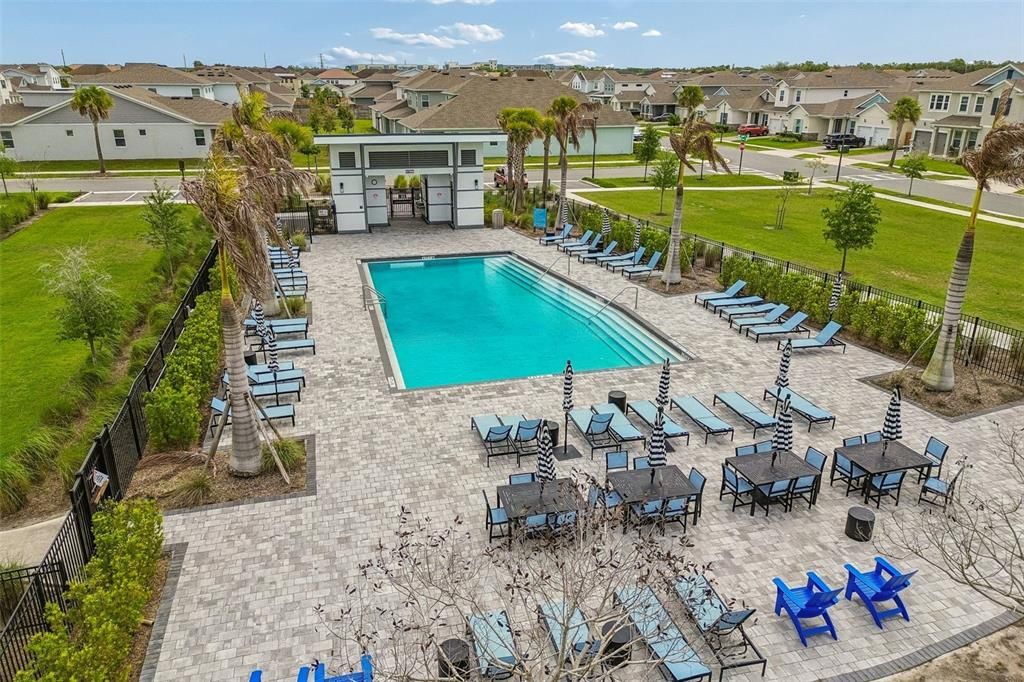 For Sale: $969,000 (6 beds, 4 baths, 4415 Square Feet)