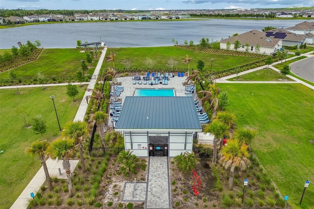 For Sale: $969,000 (6 beds, 4 baths, 4415 Square Feet)