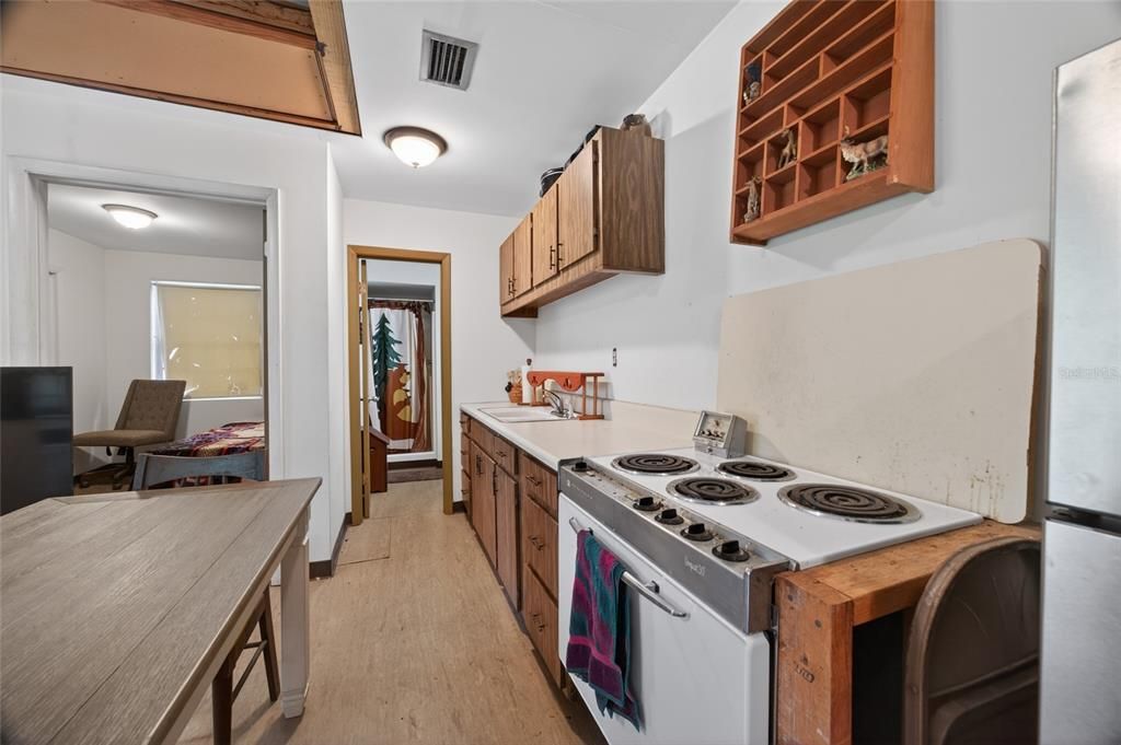 На продажу: $69,900 (1 спален, 1 ванн, 448 Квадратных фут)