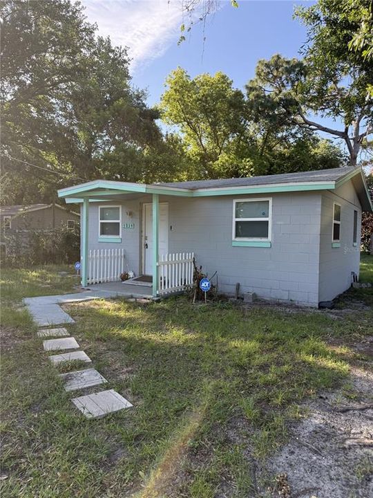 Active With Contract: $135,000 (1 beds, 1 baths, 480 Square Feet)