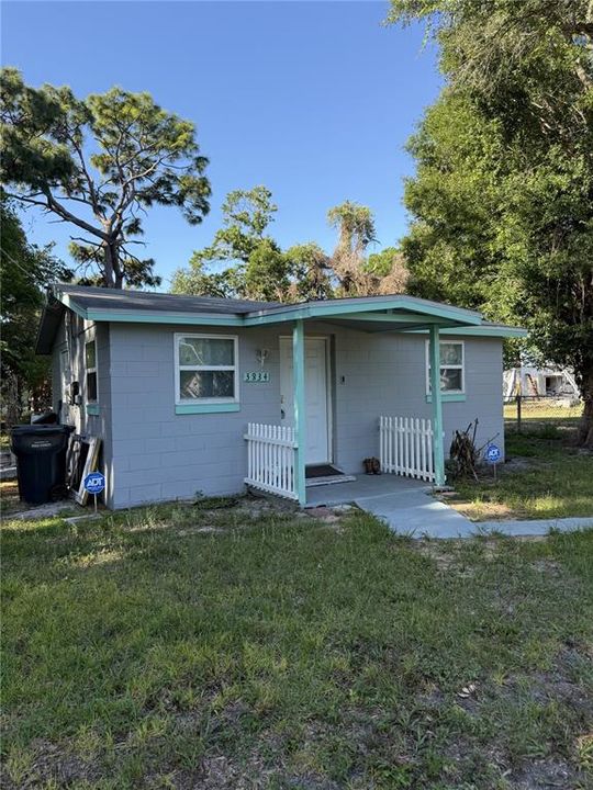 Active With Contract: $135,000 (1 beds, 1 baths, 480 Square Feet)