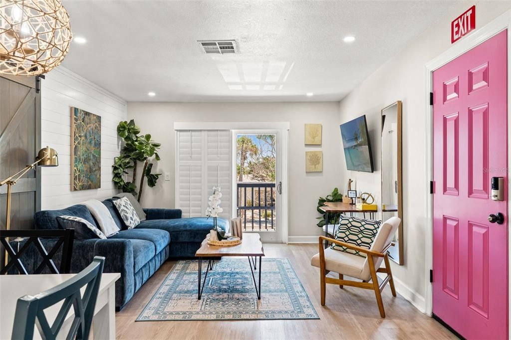 For Sale: $1,550,000 (4 beds, 4 baths, 1600 Square Feet)
