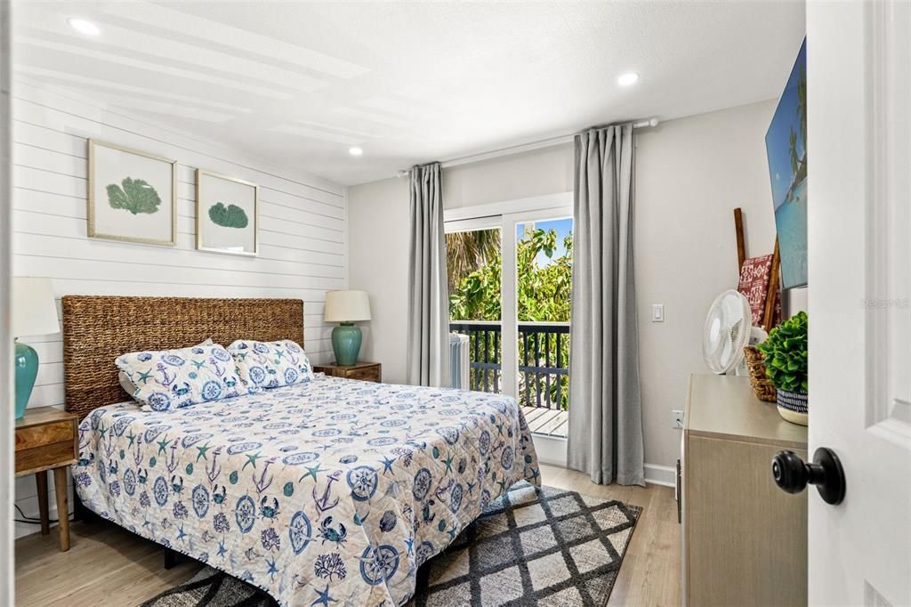 For Sale: $1,550,000 (4 beds, 4 baths, 1600 Square Feet)