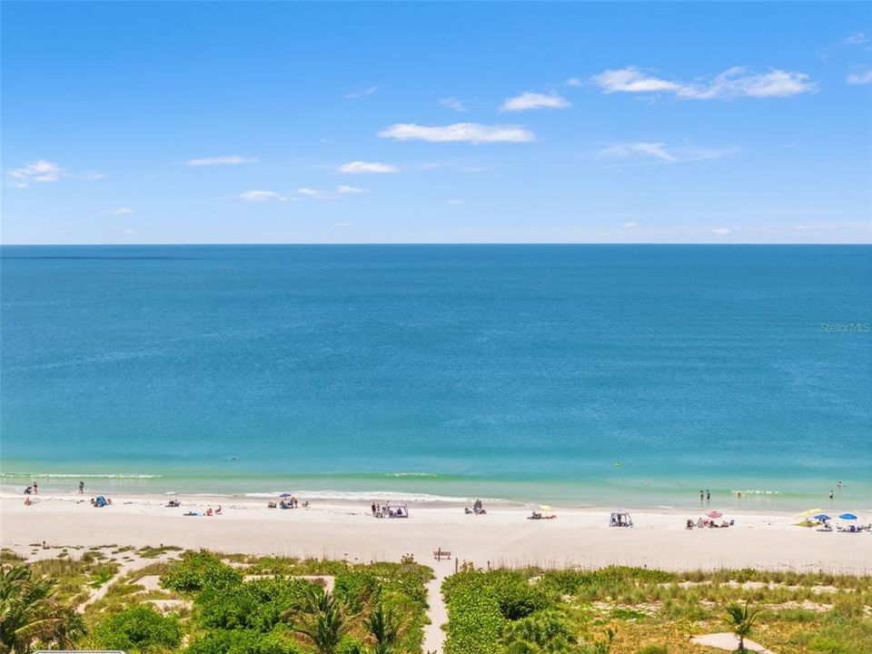 For Sale: $1,550,000 (4 beds, 4 baths, 1600 Square Feet)