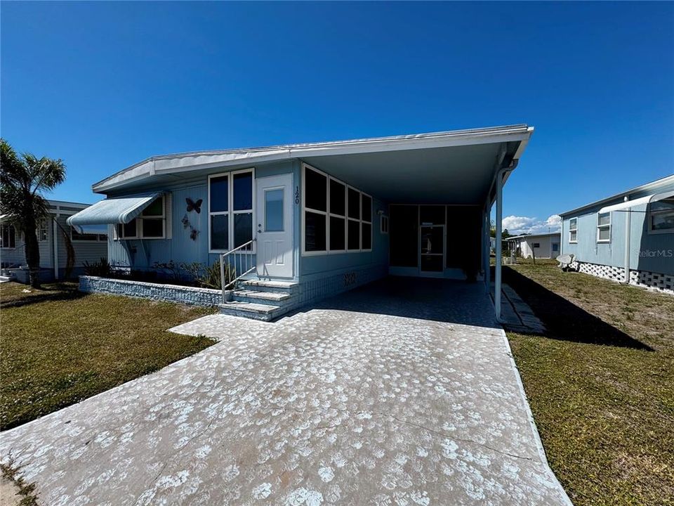 En Venta: $129,900 (2 camas, 2 baños, 1056 Pies cuadrados)