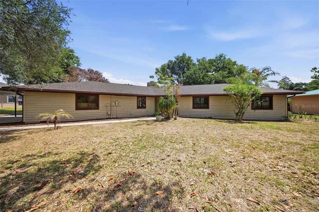 En Venta: $588,500 (3 camas, 2 baños, 1876 Pies cuadrados)