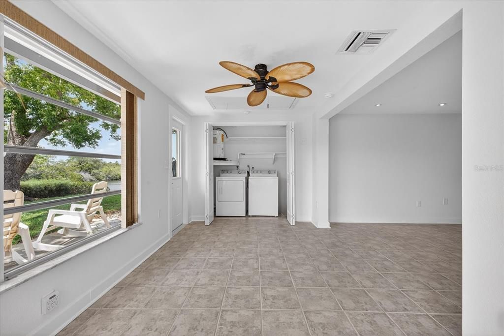 For Sale: $149,000 (2 beds, 2 baths, 1050 Square Feet)