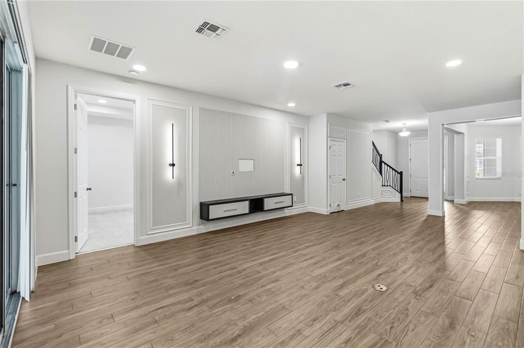 For Sale: $920,000 (5 beds, 4 baths, 3319 Square Feet)