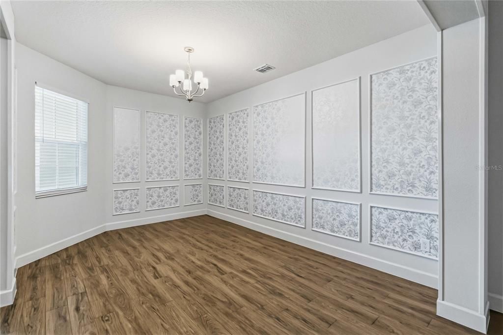 For Sale: $920,000 (5 beds, 4 baths, 3319 Square Feet)