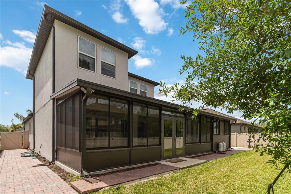 For Sale: $920,000 (5 beds, 4 baths, 3319 Square Feet)