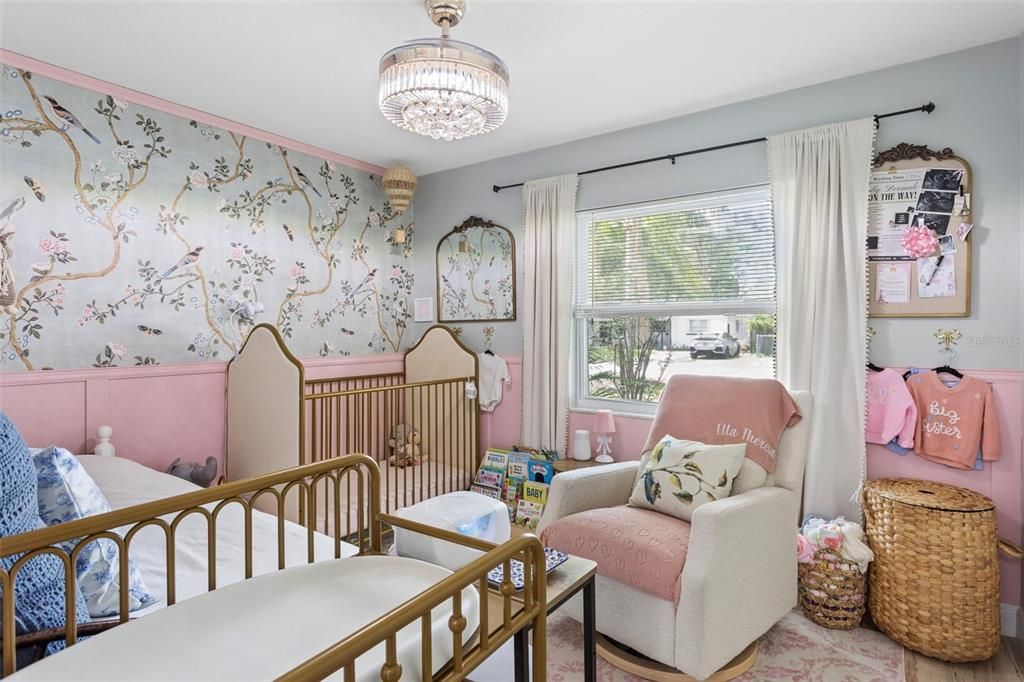 Activo con contrato: $424,900 (3 camas, 2 baños, 1400 Pies cuadrados)