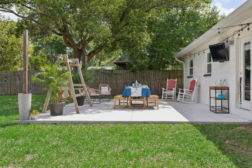 Activo con contrato: $424,900 (3 camas, 2 baños, 1400 Pies cuadrados)
