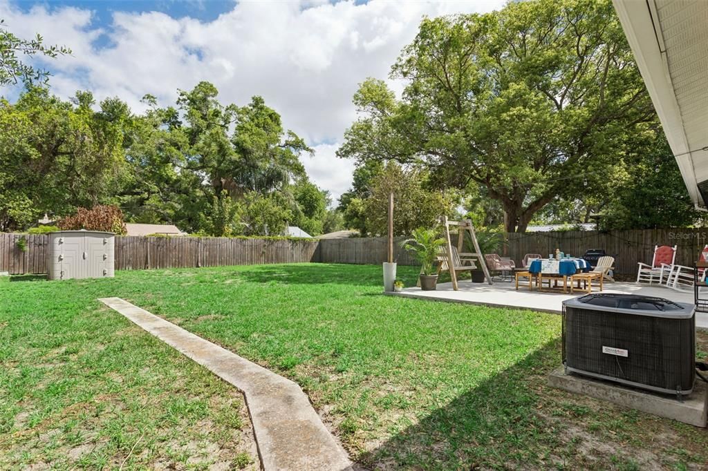 Activo con contrato: $424,900 (3 camas, 2 baños, 1400 Pies cuadrados)