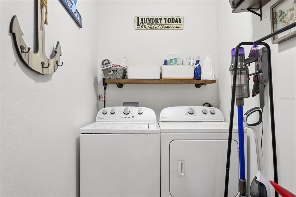 Activo con contrato: $424,900 (3 camas, 2 baños, 1400 Pies cuadrados)