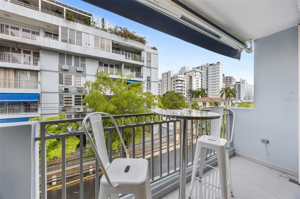 En Venta: $850,000 (3 camas, 2 baños, 1469 Pies cuadrados)